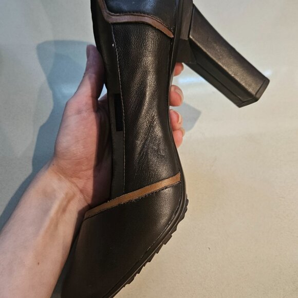 TSUBO Women's Brown Leather 4-inch Pumps with Tan Trim - Picture 4 of 14